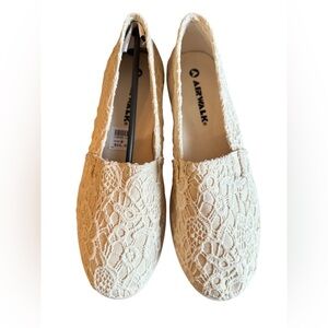 Airwalk Cream Lace Slip-On Flats for Women